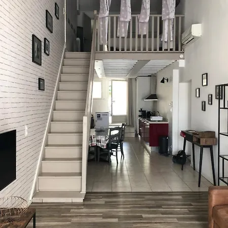 Les Couleurs De Les Bains 巴拉吕克莱班