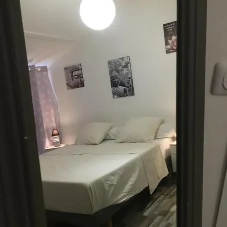 公寓 Les Couleurs De Les Bains