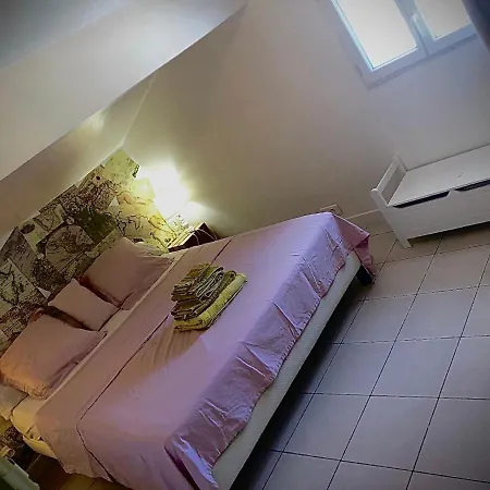 公寓 Les Couleurs De Les Bains 巴拉吕克莱班