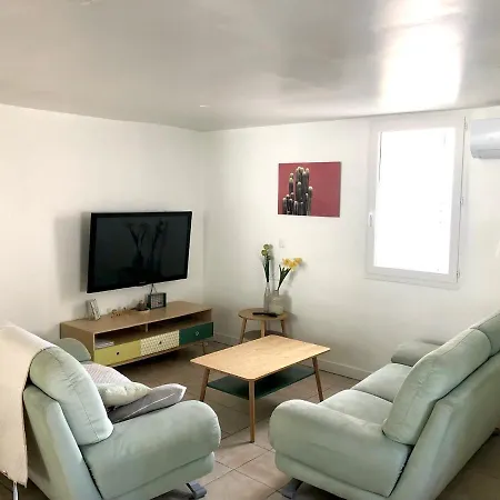 Les Couleurs De Les Bains 巴拉吕克莱班